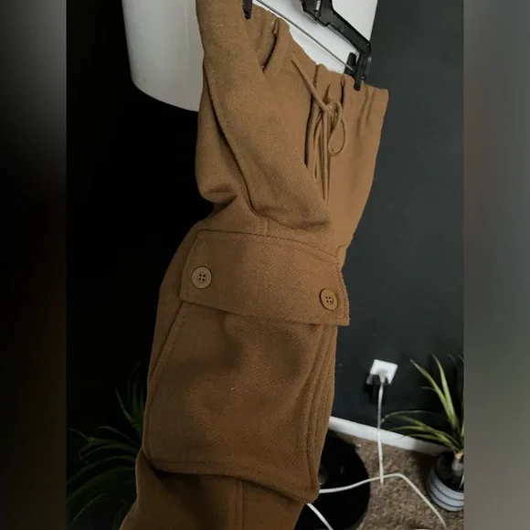 NWOT FREE PEOPLE Charli Wool Longline Cargo Shorts In Bronze Brown MRSP $148 - Picture 8 of 12